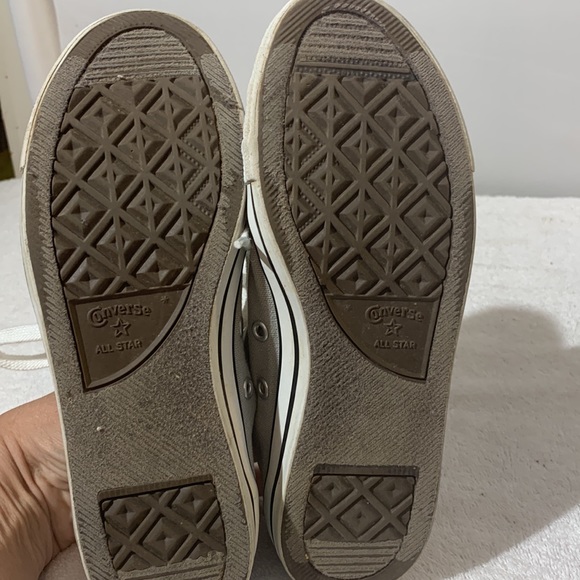 Converse All Star low women’s size 6 grey Chuck Taylor - Picture 6 of 8